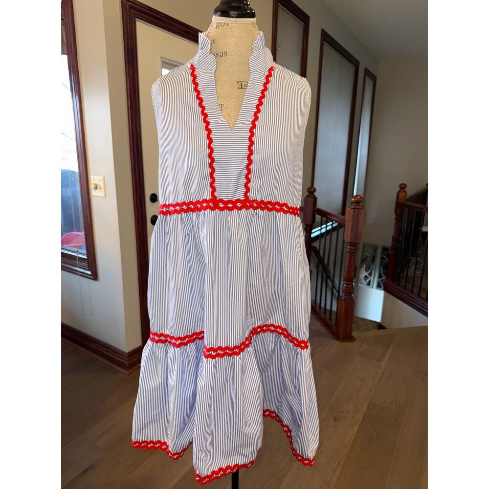 Boutique Women's Sleeveless Blue White Striped Red Rickrack  V Neck SZ L NWOT